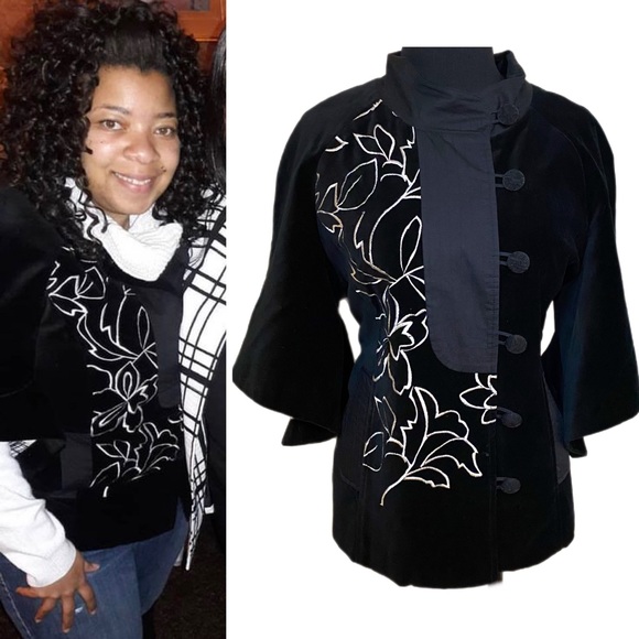 Norm Thompson Vintage Black White Velvet Jacket Embroidery Kimono Sleeves Size M - Picture 3 of 17